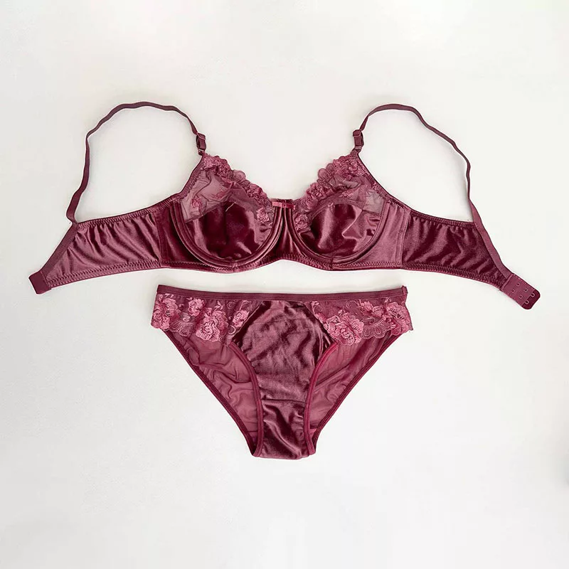 ست شورت و سوتین زنانه نوشه پوش مدل مخمل گیپور کد 81008