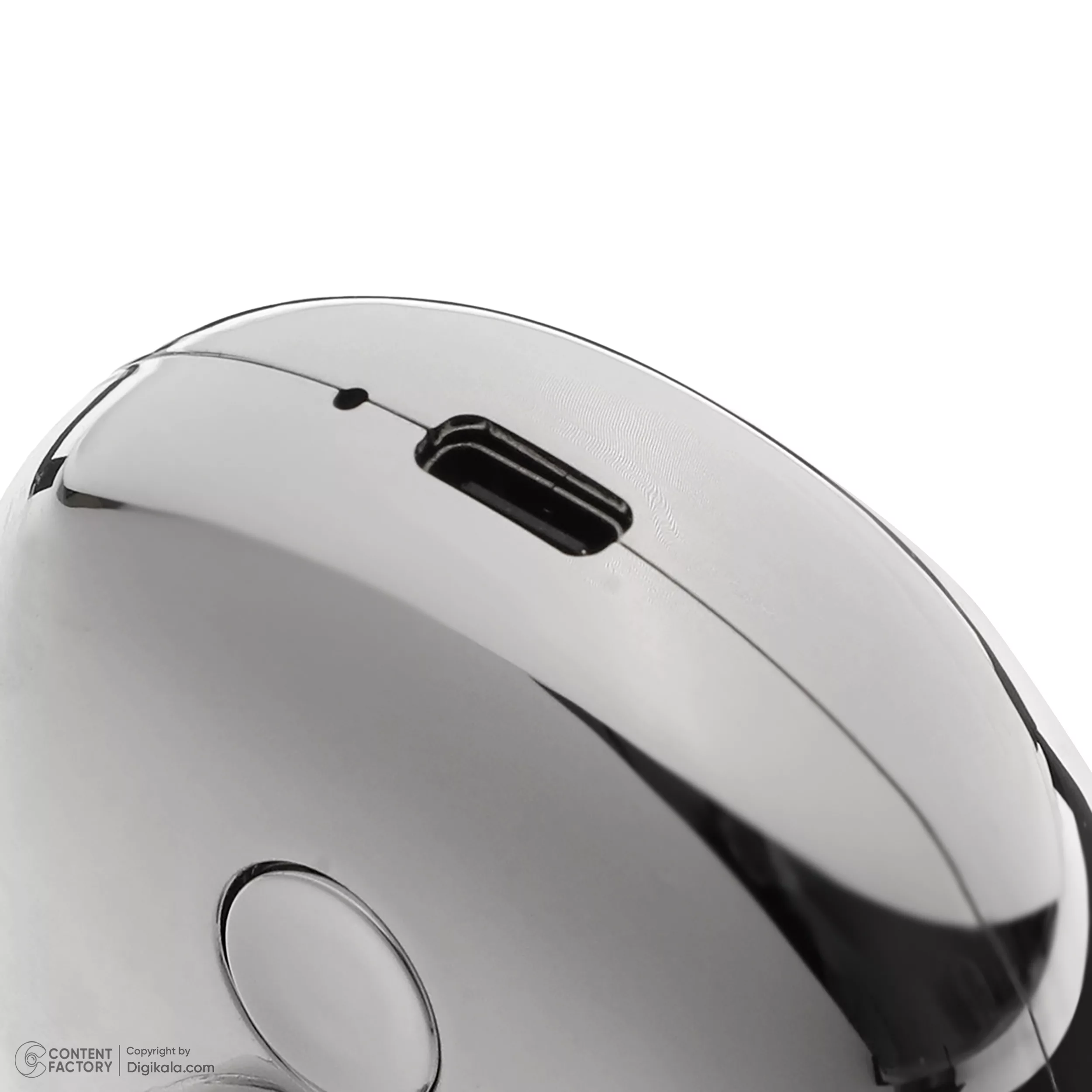 ماشین اصلاح موی صورت پرووان مدل PSH951، اصلاح به صورت حجم زن، امکان استفاده بهصورت خشک و مرطوب، منبع انرژی با باتری قابل شارژ، تکنولوژی اصلاح به صورت برش چرخشی، مدت زمان شارژ 90 دقیقه و مدت زمان استفاده پس از شارژ 90 دقیقه، بههمراه کیف و کابل شارژ USB