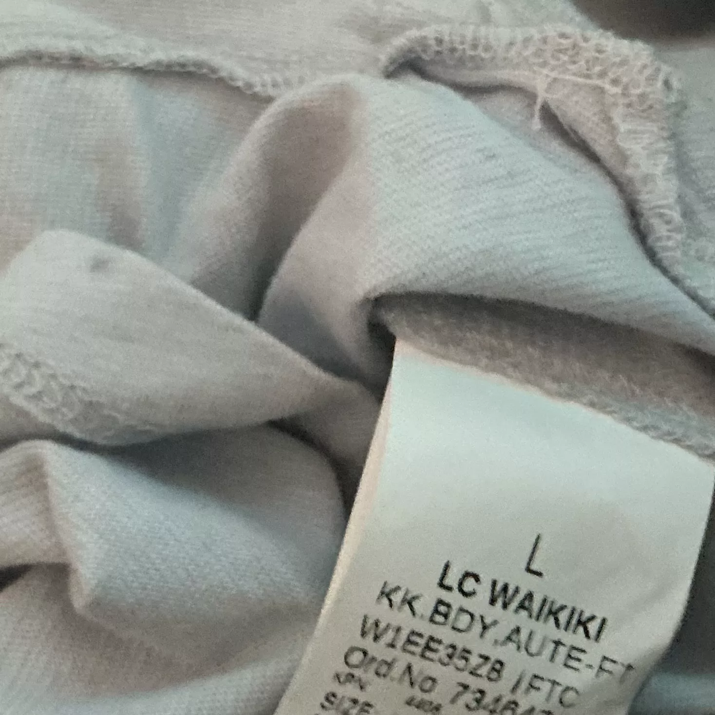 تی شرت آستین کوتاه زنانه ال سی وایکیکی مدل فیت اسلیم ضد باکتری