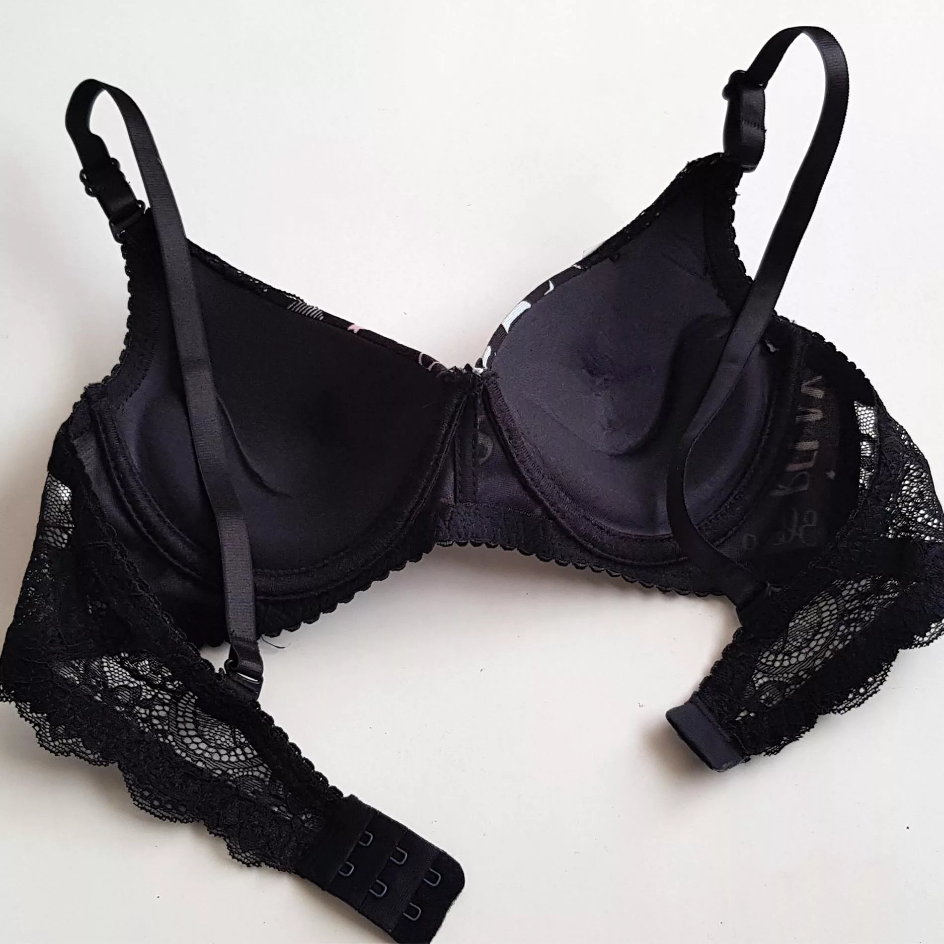 ست شورت و سوتین زنانه پانیذ مدل فنردار دکلته پوش آپ کد 4689-6