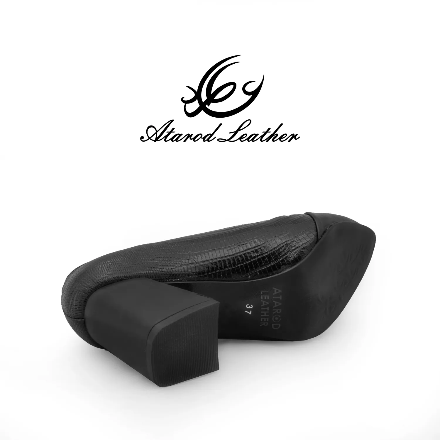 کفش زنانه چرم عطارد مدل چرم طبیعی کد SH300