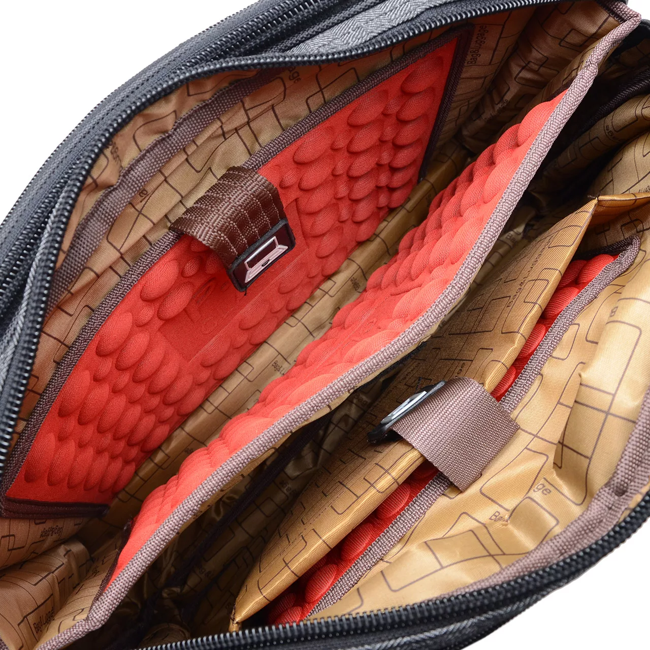 کیف لپ تاپ پولو کلاسیک مدل OM900 مناسب برای لپ تاپ 14.1 تا 15.6 اینچی