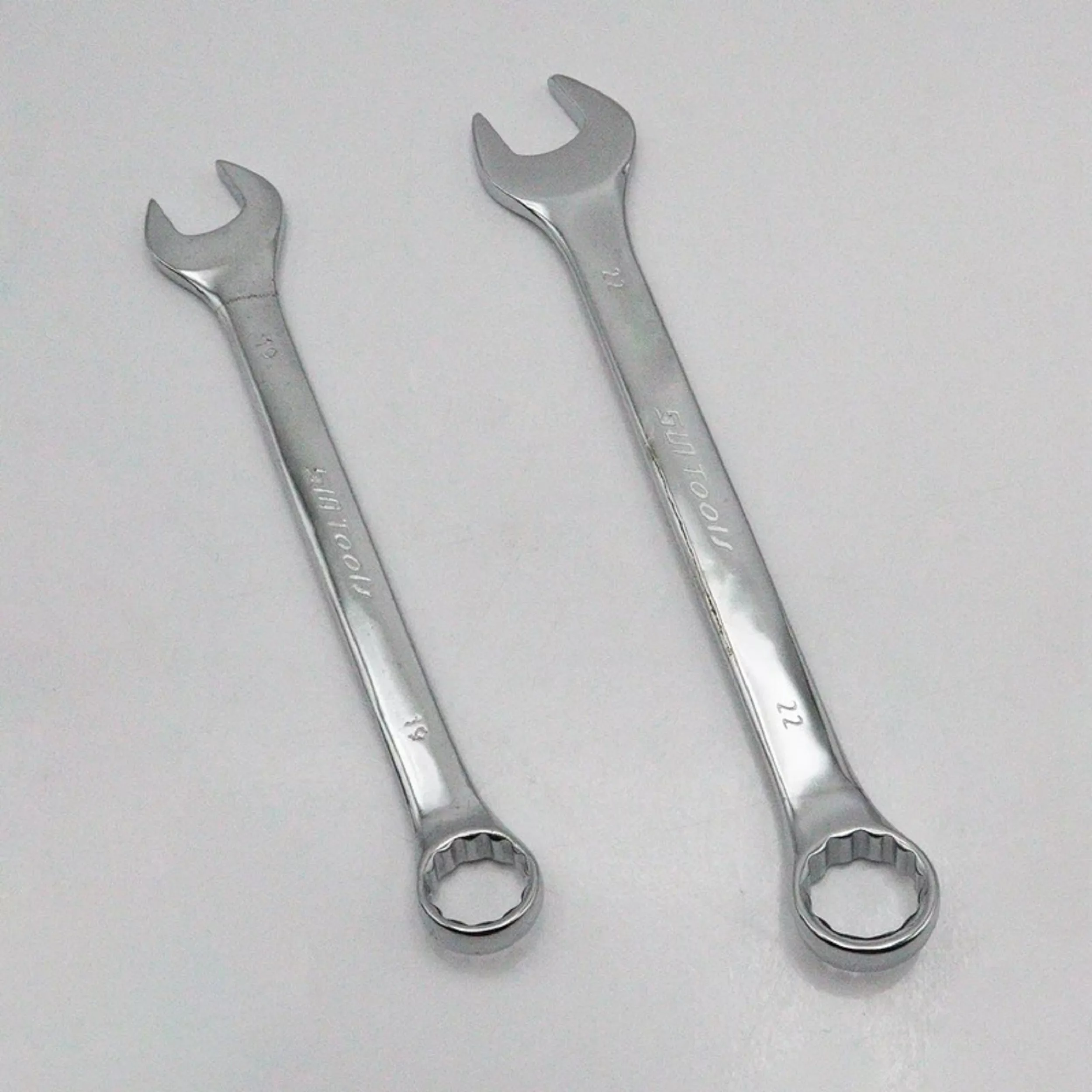 آچار یکسر تخت و یکسر رینگی سان تولز مدل AJ-6/22MM-012 مجموعه 12 عددی