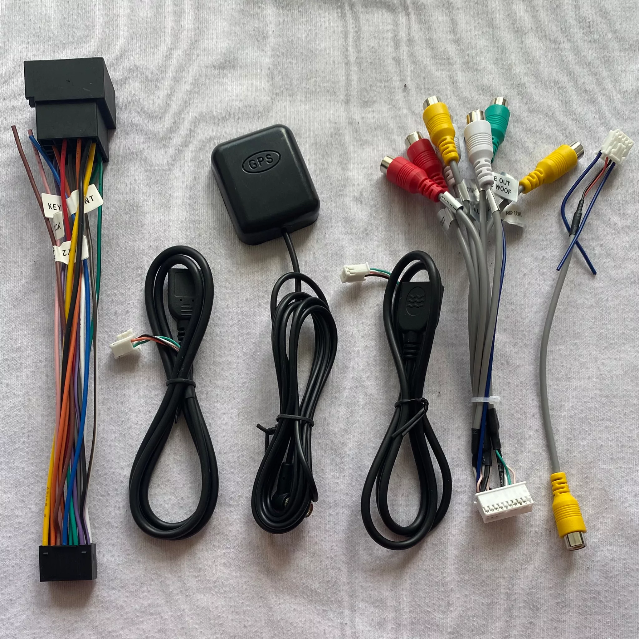 مانیتور خودرو بنیکس کد 0127 مناسب برای پژو 206