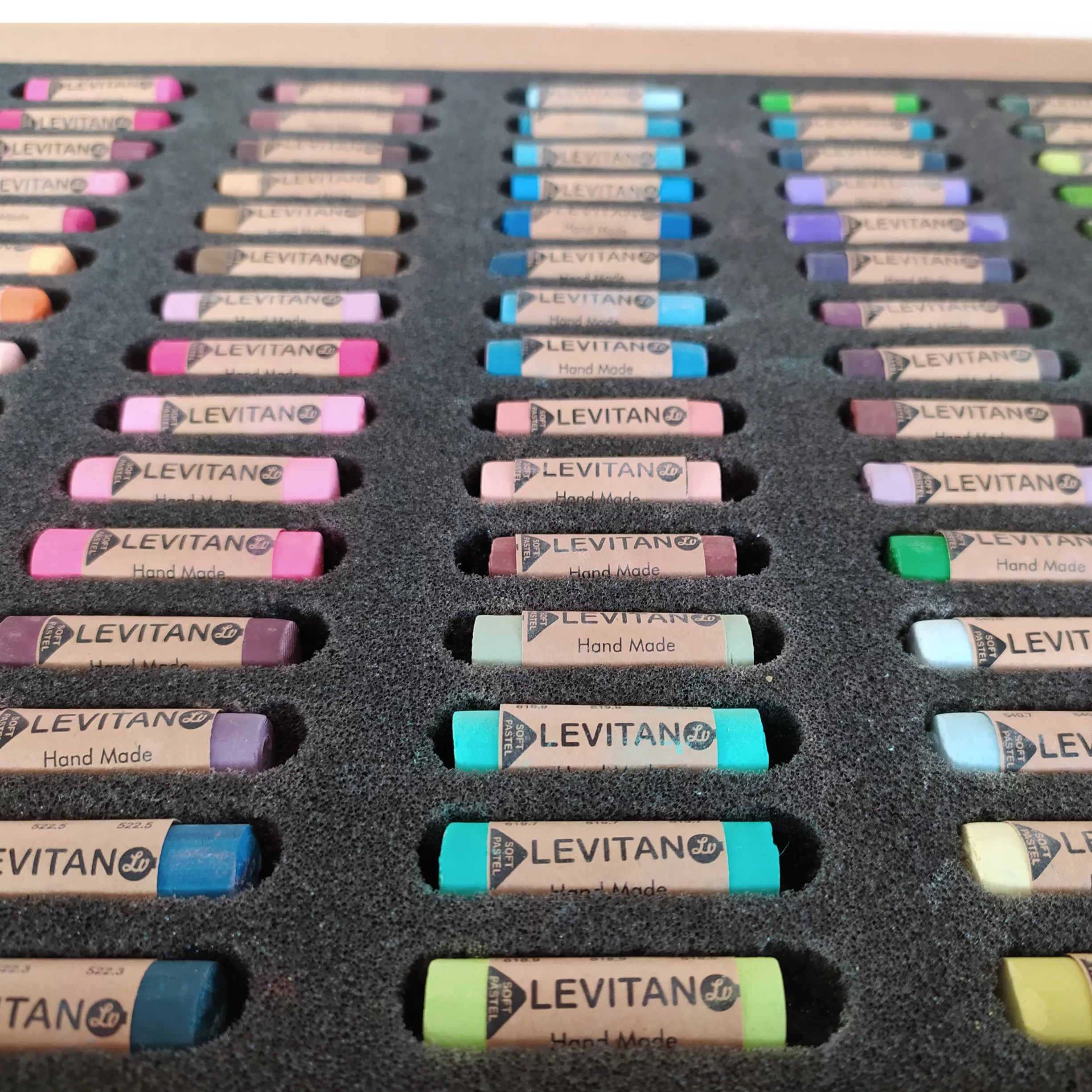 پاستل گچی 90 رنگ جنرال لویتان کد 02