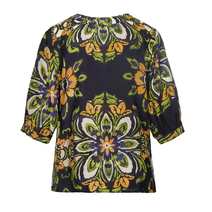 شومیز آستین سه ربع یقه گرد زنانه مدل SB-SS-307348 رنگ مشکی