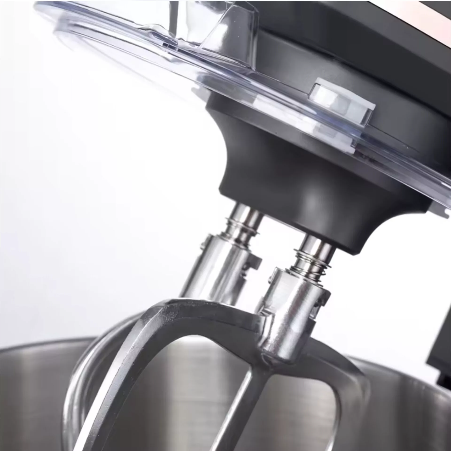 همزن کاسهدار 12 لیتری راف مدل R.6615