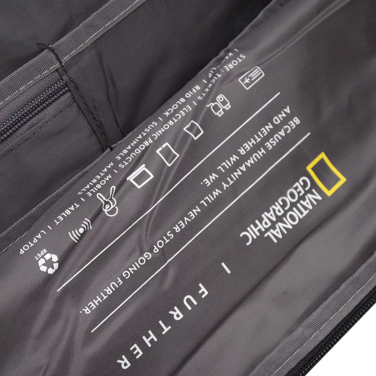 کیف لپ تاپ نشنال جئوگرافیک مدل N21107 SHADOW مناسب برای لپ تاپ 15 تا 17 اینچی