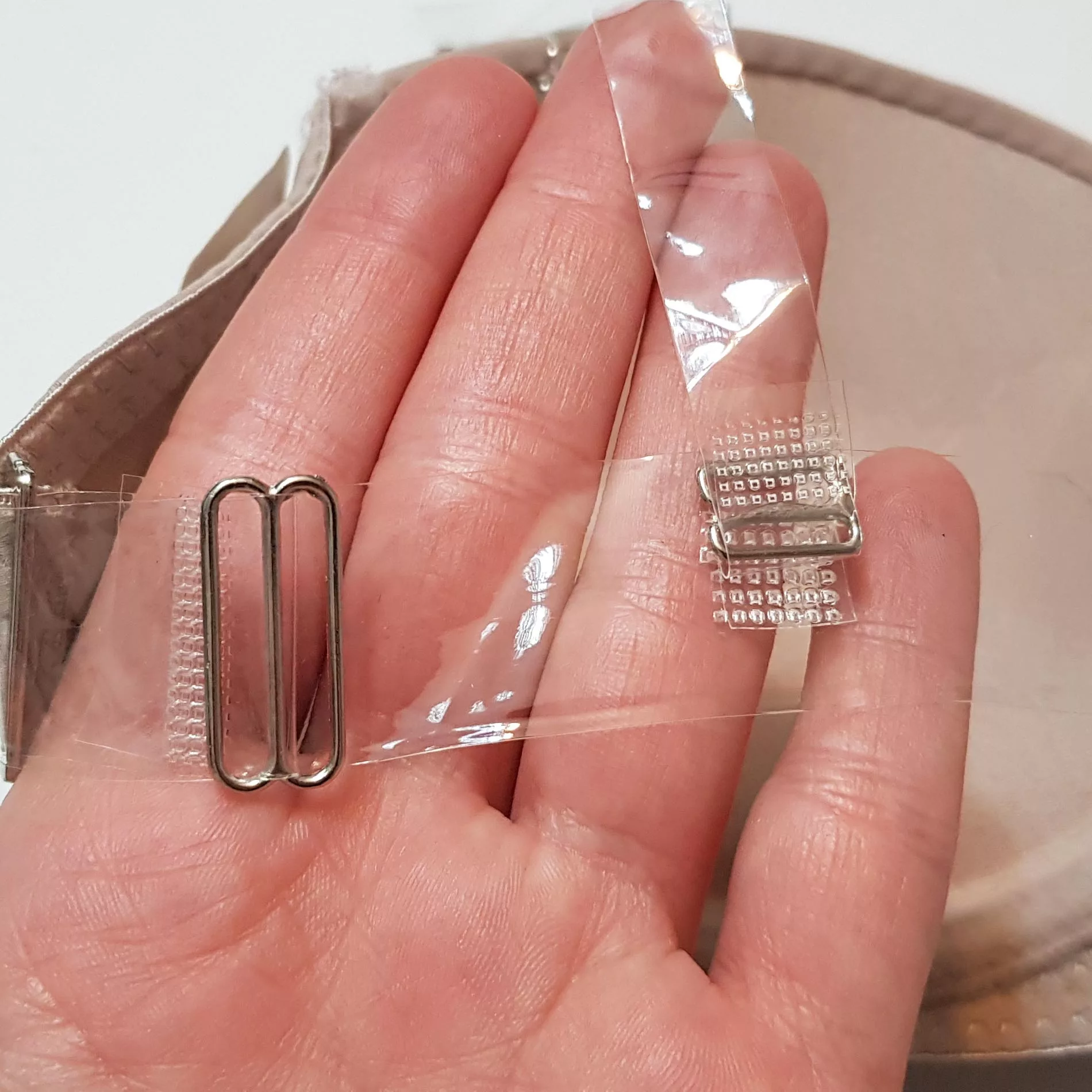 سوتین فنردار زنانه هانا مدل بند نامرئی کد 5266-94388 رنگ نسکافه ای