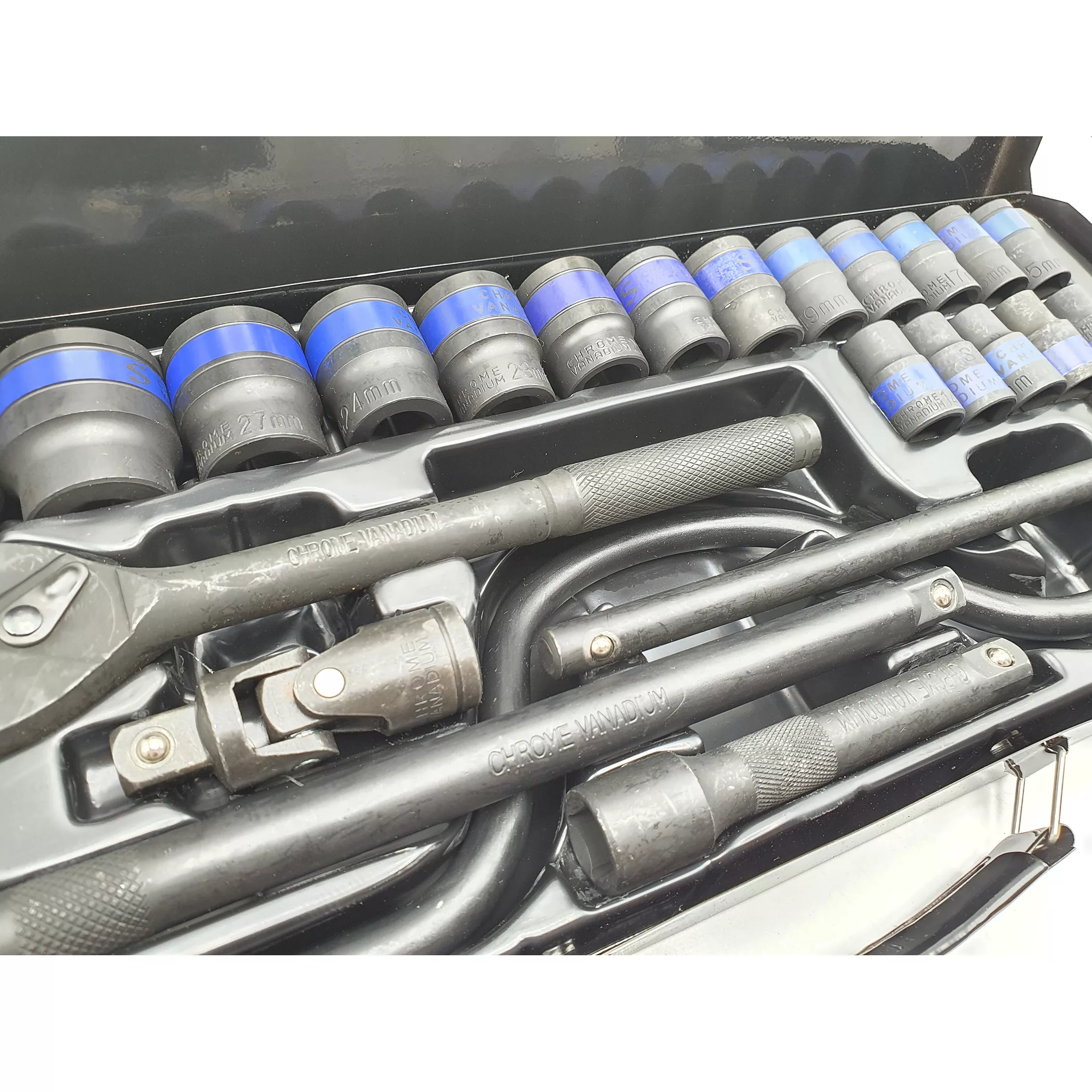 آچار بکس جغجغه ای باس مدل LIFE-STYLE-24 BLACK مجموعه 24 عددی