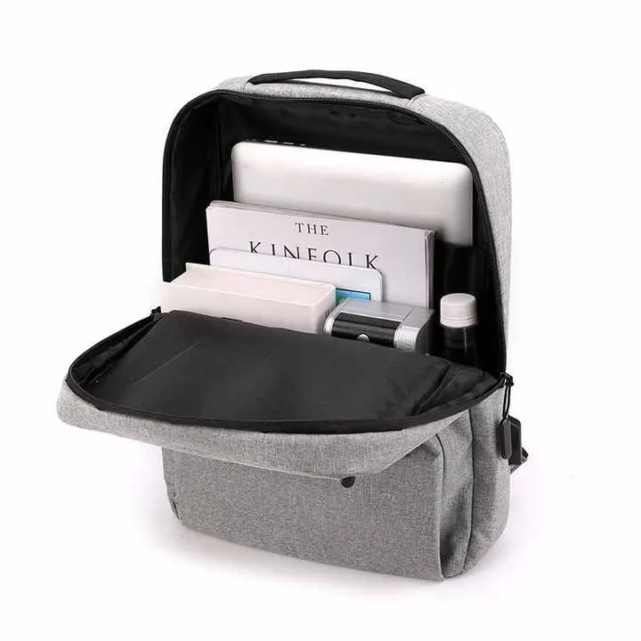 کوله پشتی لپ تاپ مدل 068Med مناسب برای لپ تاپ 14.1 تا 15.6 اینچی