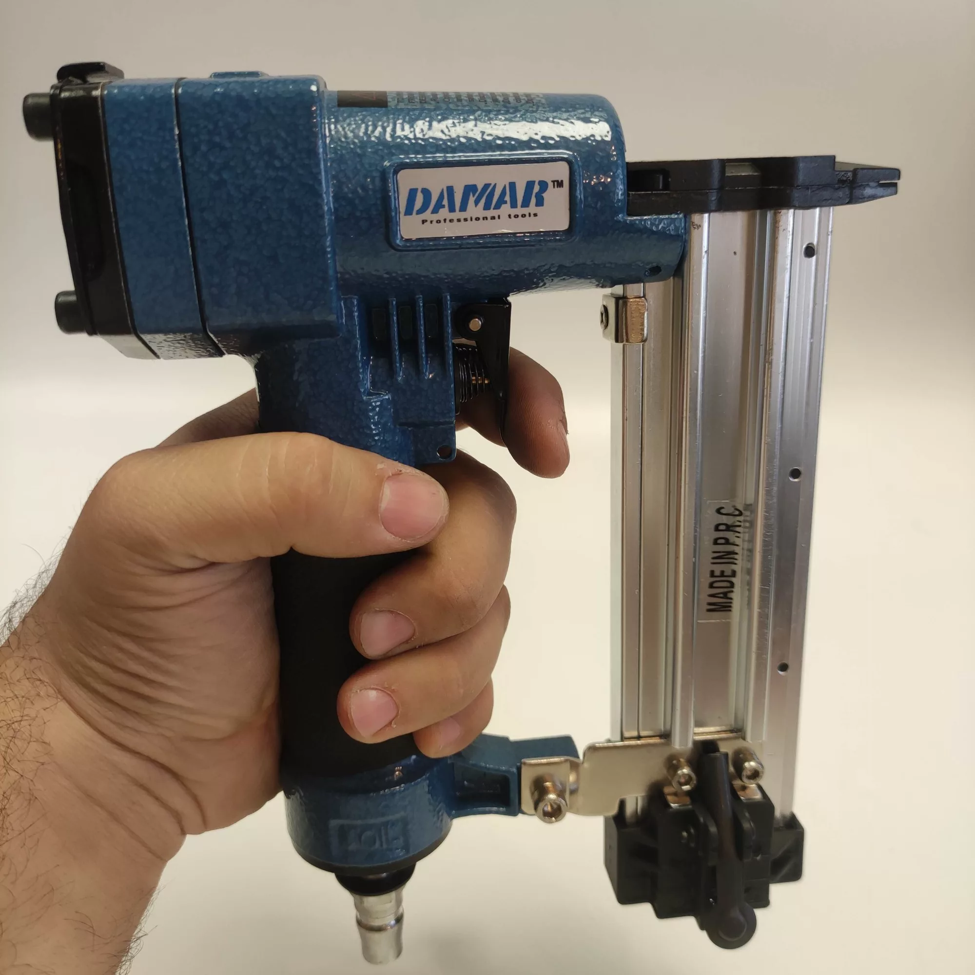 میخ کوب بادی دامار مدل P635
