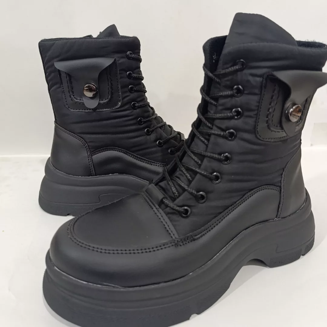 نیم بوت زنانه مدل بارانی جیبی