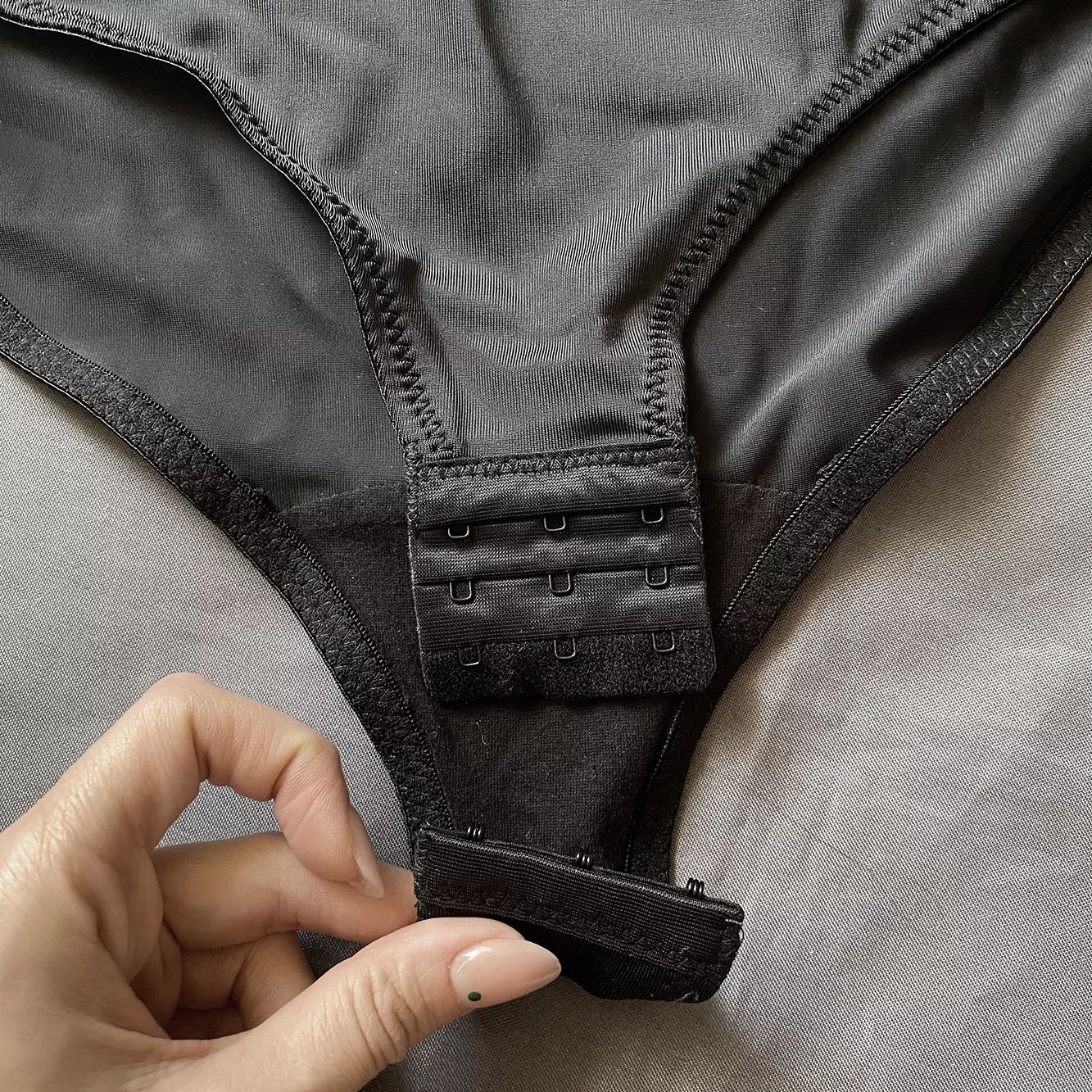 بادی بدون آستین زنانه مدل 500