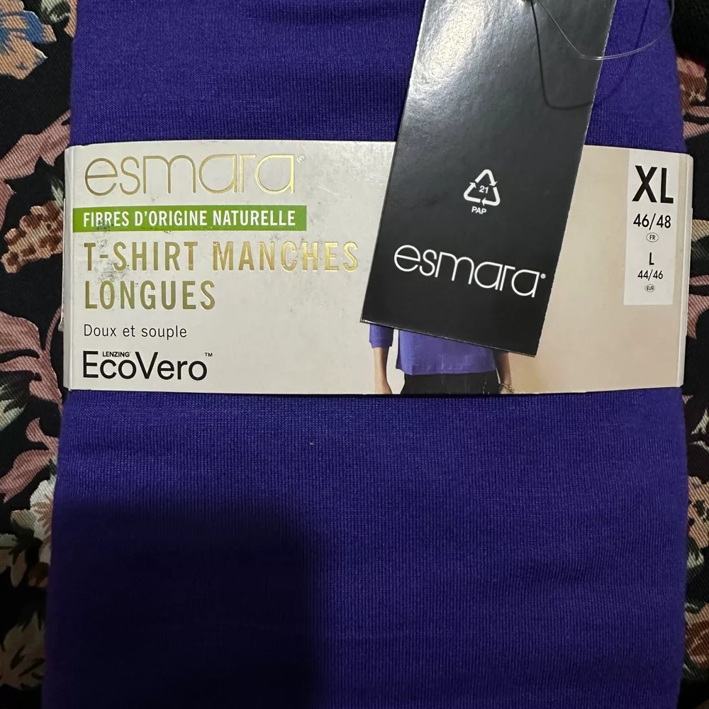 تی شرت یقه اسکی آستین بلند زنانه اسمارا مدل 379697