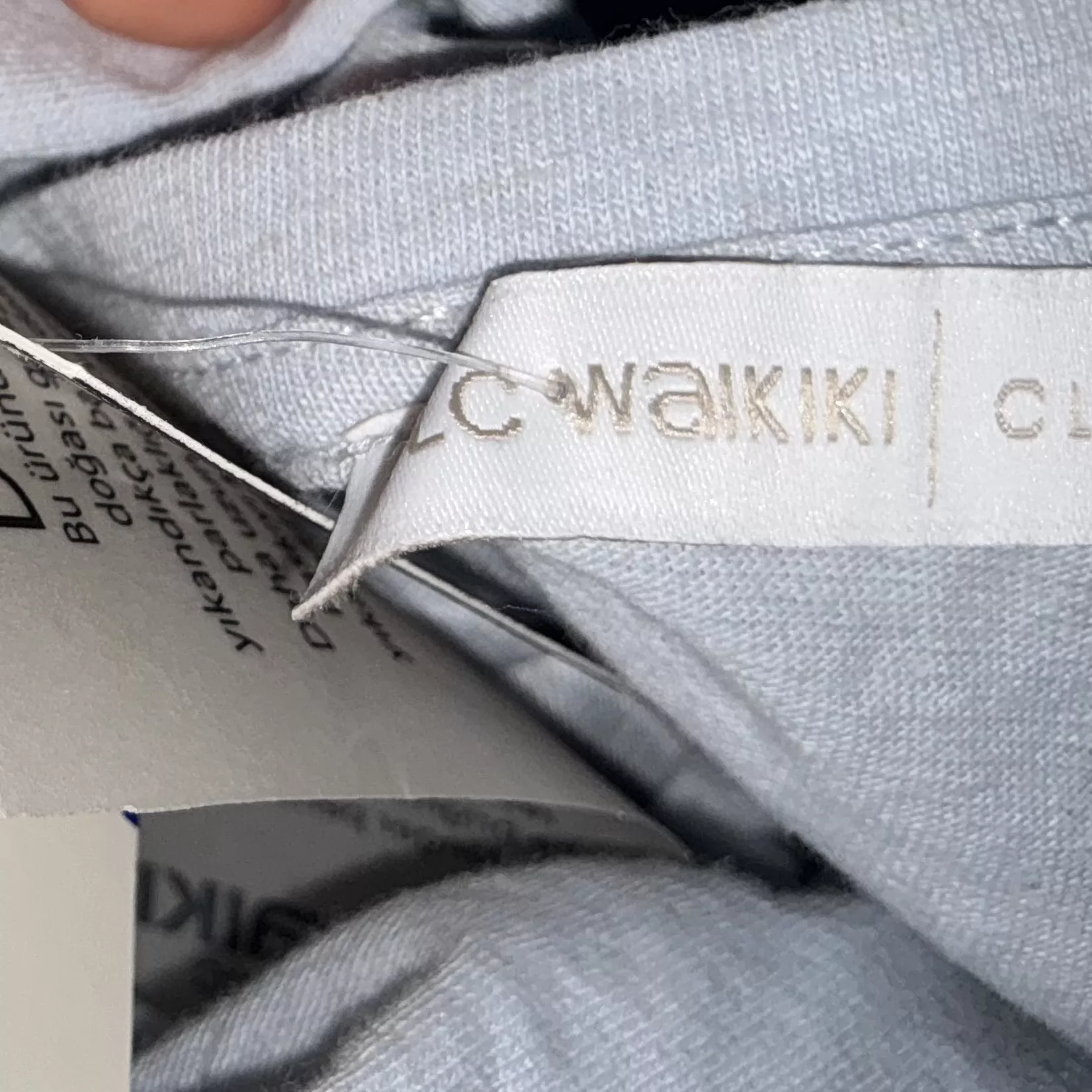 تی شرت آستین کوتاه زنانه ال سی وایکیکی مدل فیت اسلیم ضد باکتری