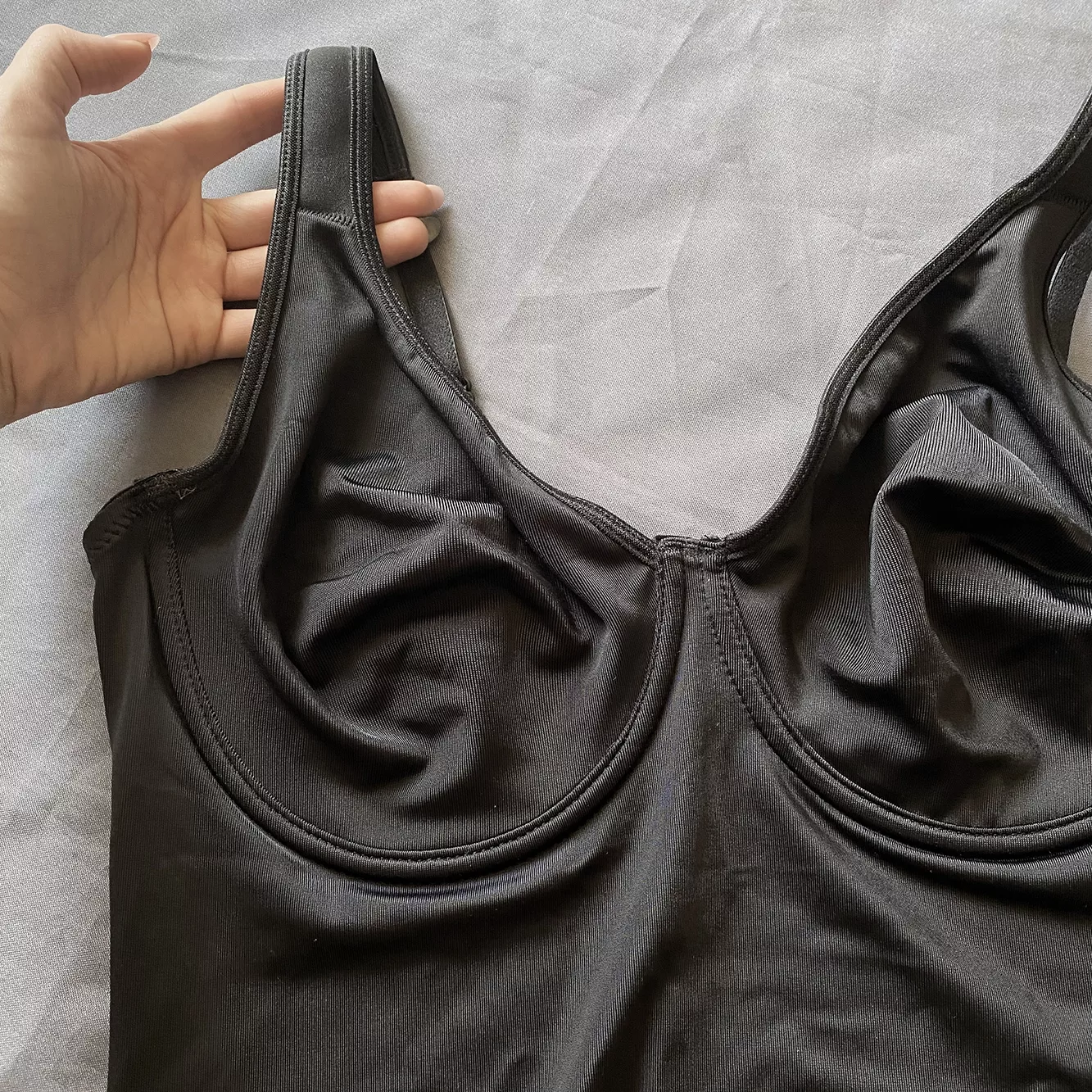 بادی بدون آستین زنانه مدل 500