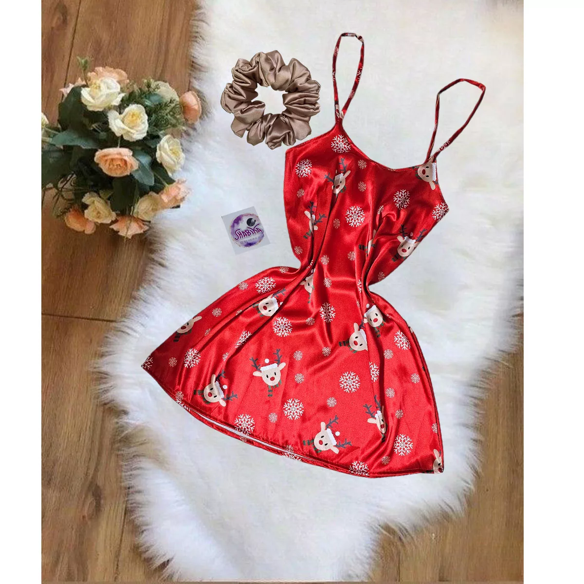 لباس خواب زنانه مدل ساتن ابریشم به همراه اسکرانچی مو