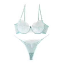 ست شورت و سوتین زنانه برتا مدل توری کد 2020SF