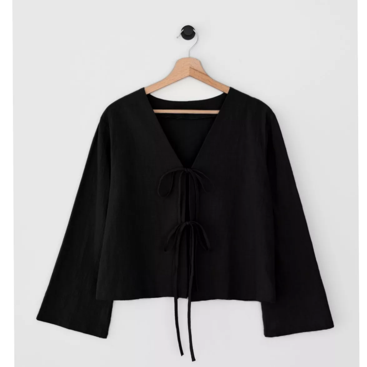 شومیز آستین بلند زنانه مدل بندی رنگ مشکی