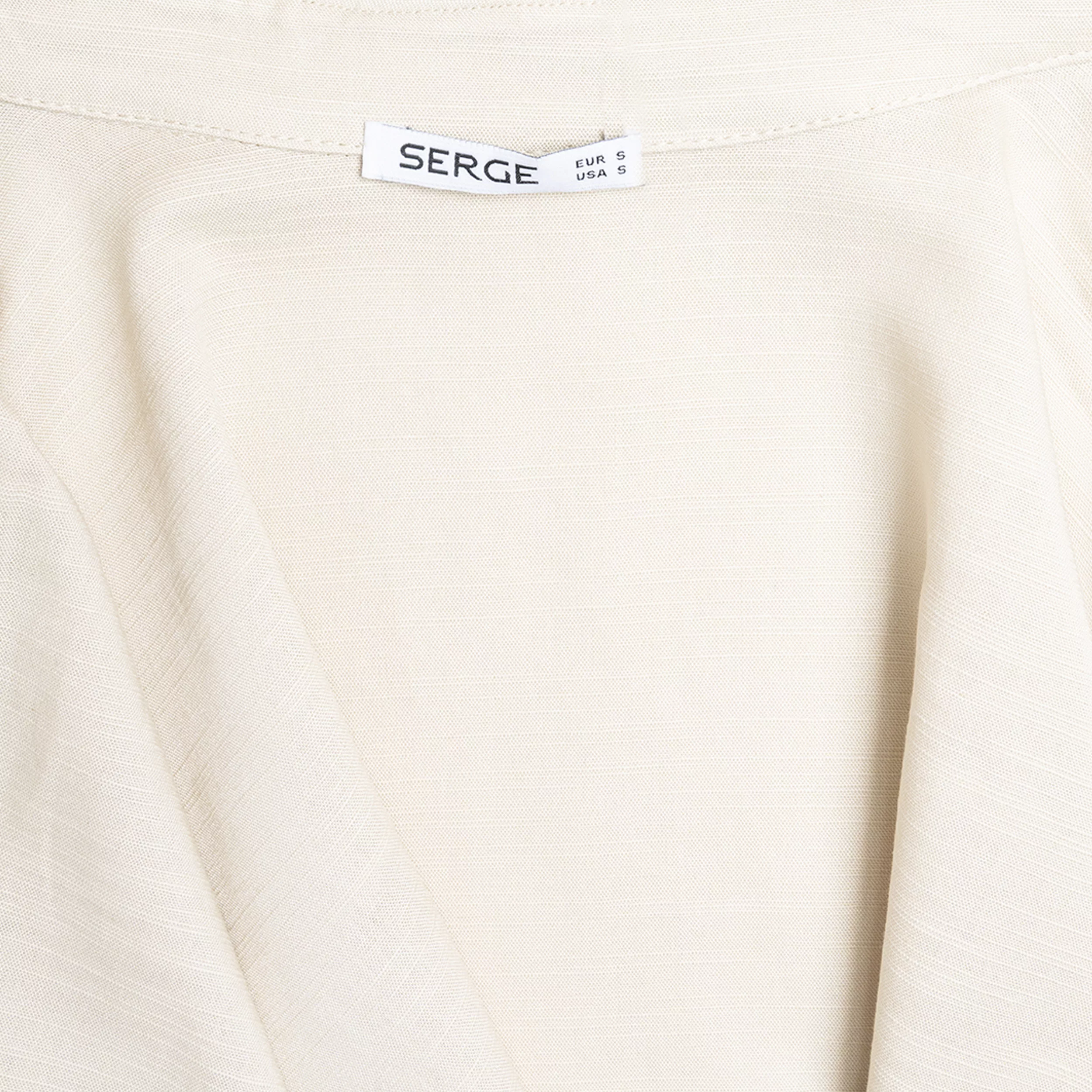 شومیز آستین کوتاه یقه انگلیسی زنانه سرژه مدل 207369 رنگ کرم