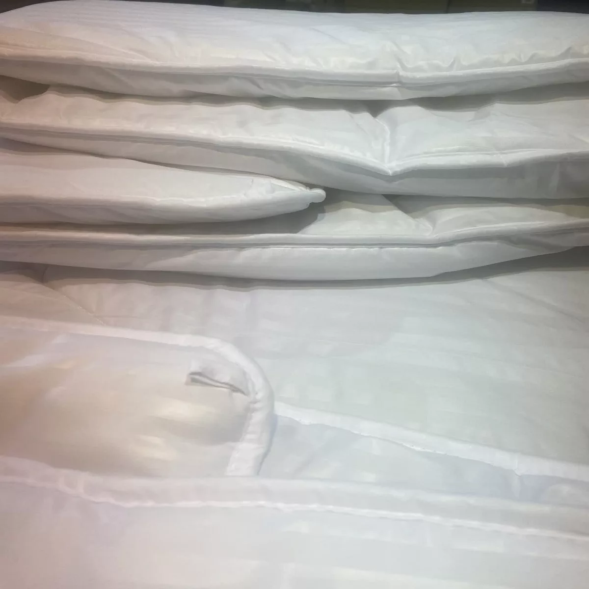 لحاف لایت اسکار مدل هتلی یکنفره سایز 160x220 سانتی متر