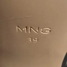 نیم بوت زنانه مانگو مدل POINTED TOE ANKLE BOOTS 2025