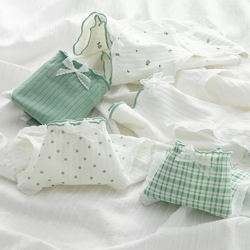 شورت زنانه مدل پنبه ضد حساسیت طرح Neo Classic بسته 5 عددی