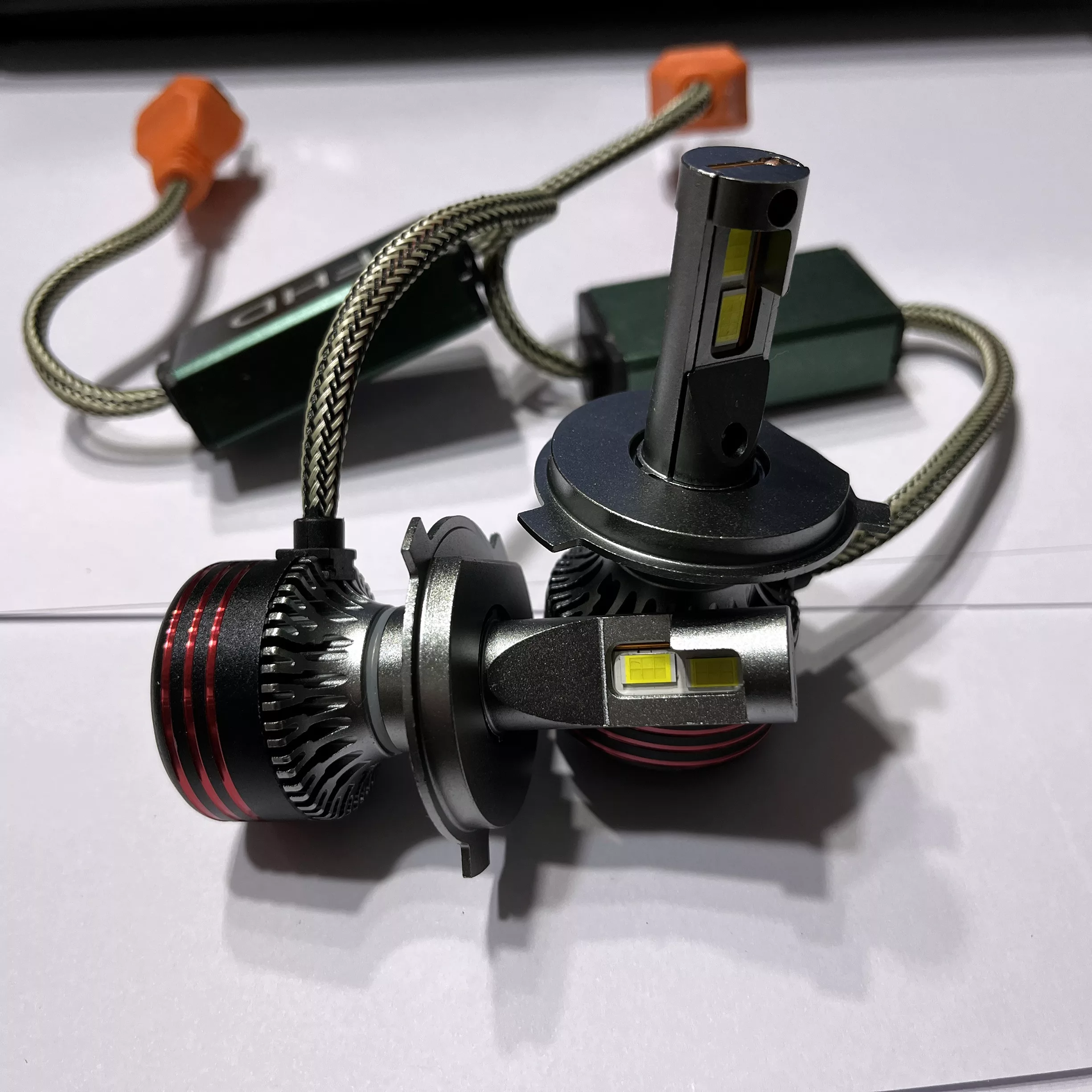 لامپ هدلایت خودرو کانپکس اف اچ دی مدل M8 PRO 15000 پایه H4 بسته دو عددی