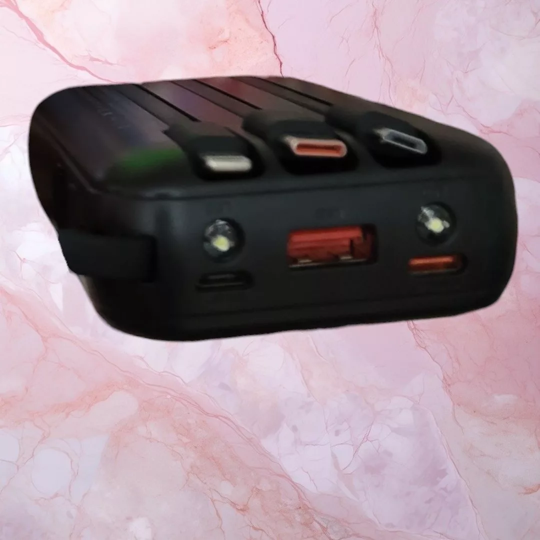 پاوربانک مدل WICC00-22.5W ظرفیت 10000 میلی آمپر ساعت