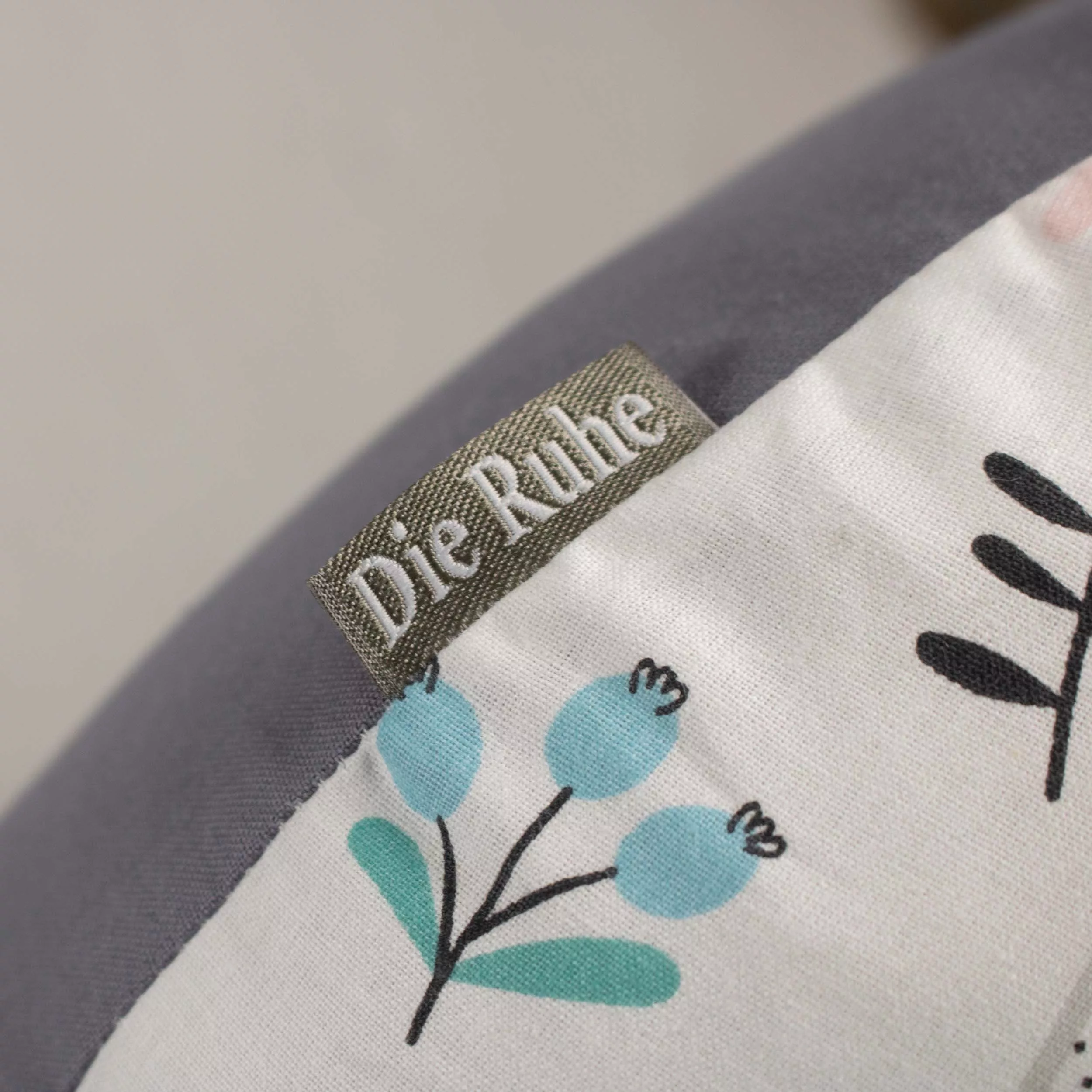 بالش شیردهی دی روحه مدل بیشه