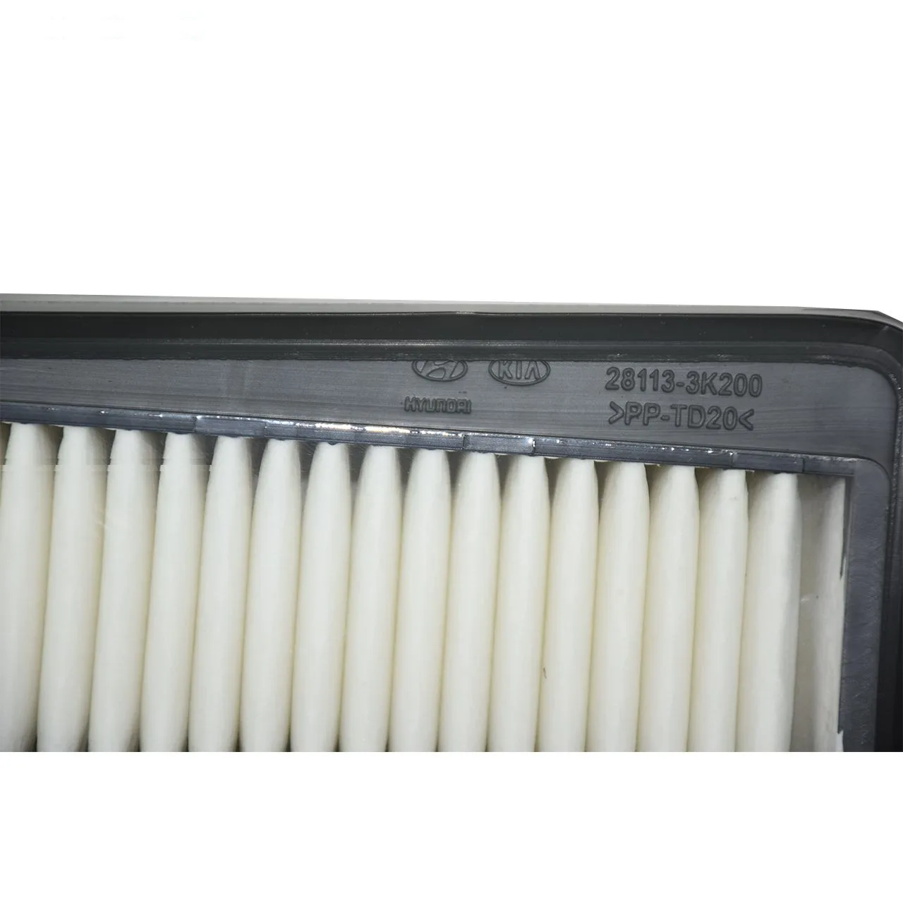 فیلتر روغن خودرو هیوندای جنیون پارتز مدل 263203C100 مناسب برای آزرا به همراه فیلتر کابین و فیلتر هوا