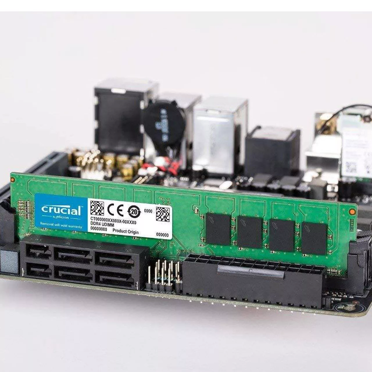 رم دسکتاپ DDR4 تک کاناله 2666 مگاهرتز کروشیال مدل CL19 ظرفیت 4 گیگابایت