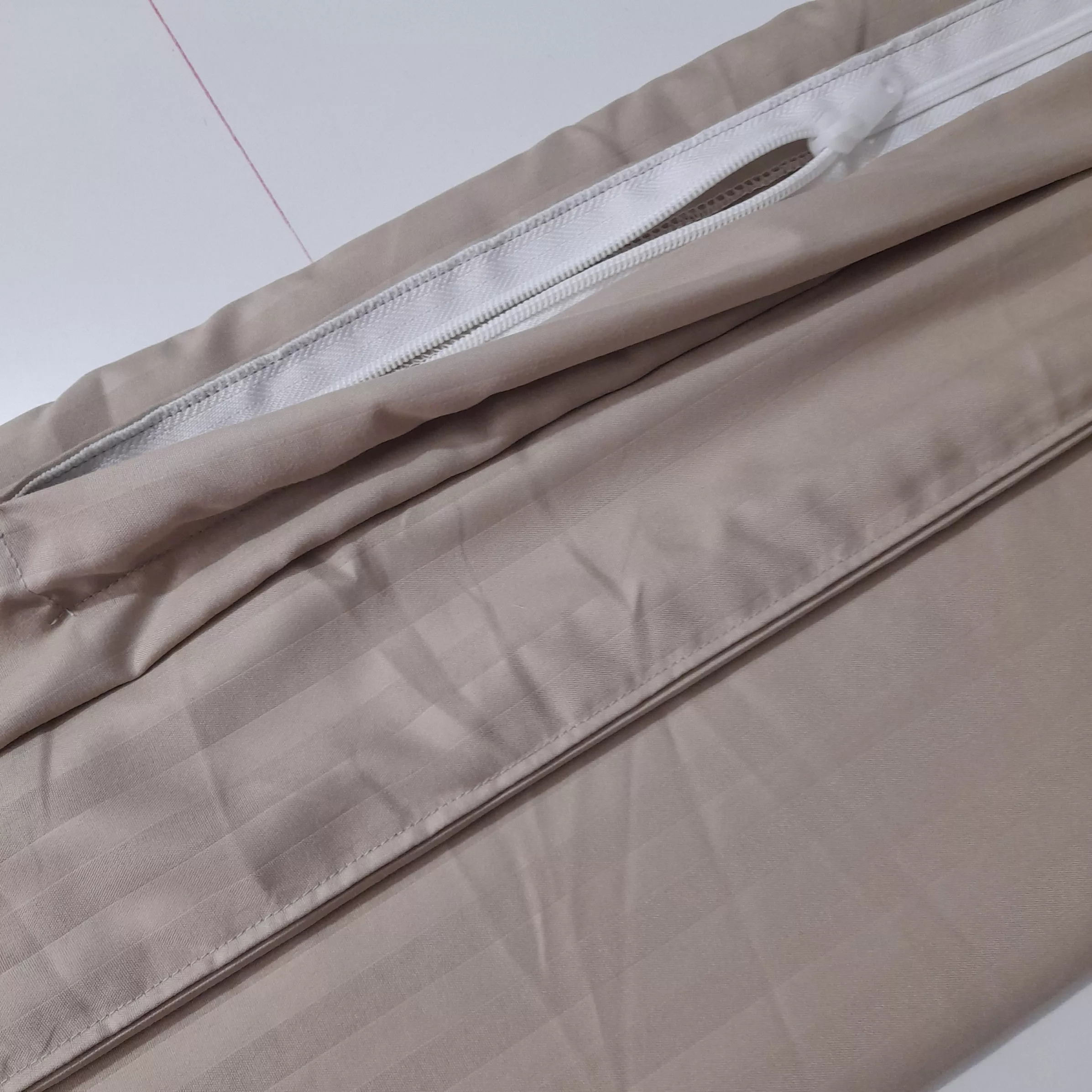 روکش لحاف مدل هتلی دورو نیکیا یکنفره سایز 220×190 سانتی متر