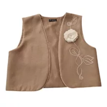 جلیقه زنانه مدل ژاکارد کجراه لایی کوبی