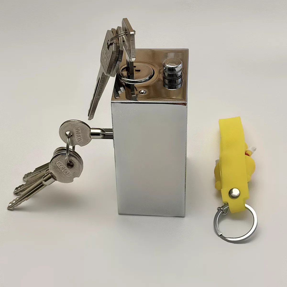 قفل کهن مدل گارددار طرح دو قفله