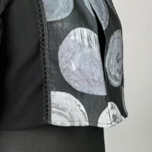 کت رسمی زنانه مدل کراپ لینن خرج کار هندی کد AK1294 رنگ مشکی