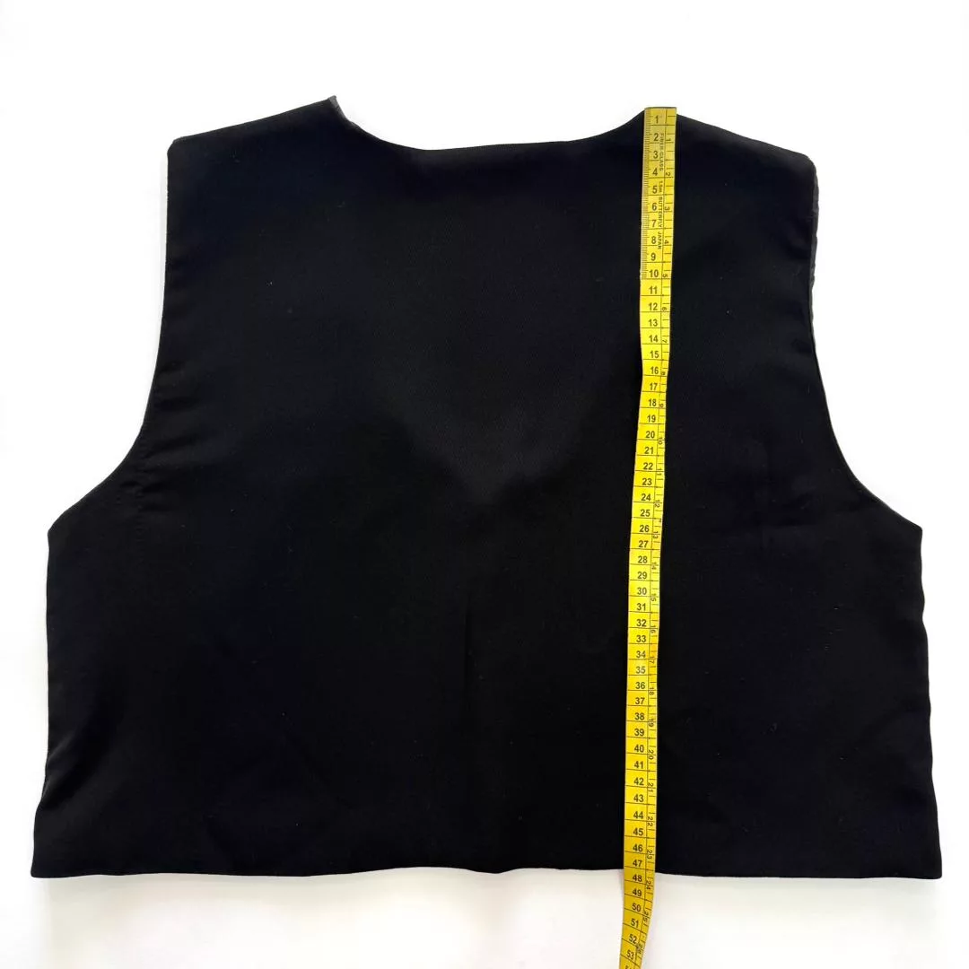 جلیقه رسمی زنانه مدل سنتی مخمل سوزندوزی کد ۰۴۱