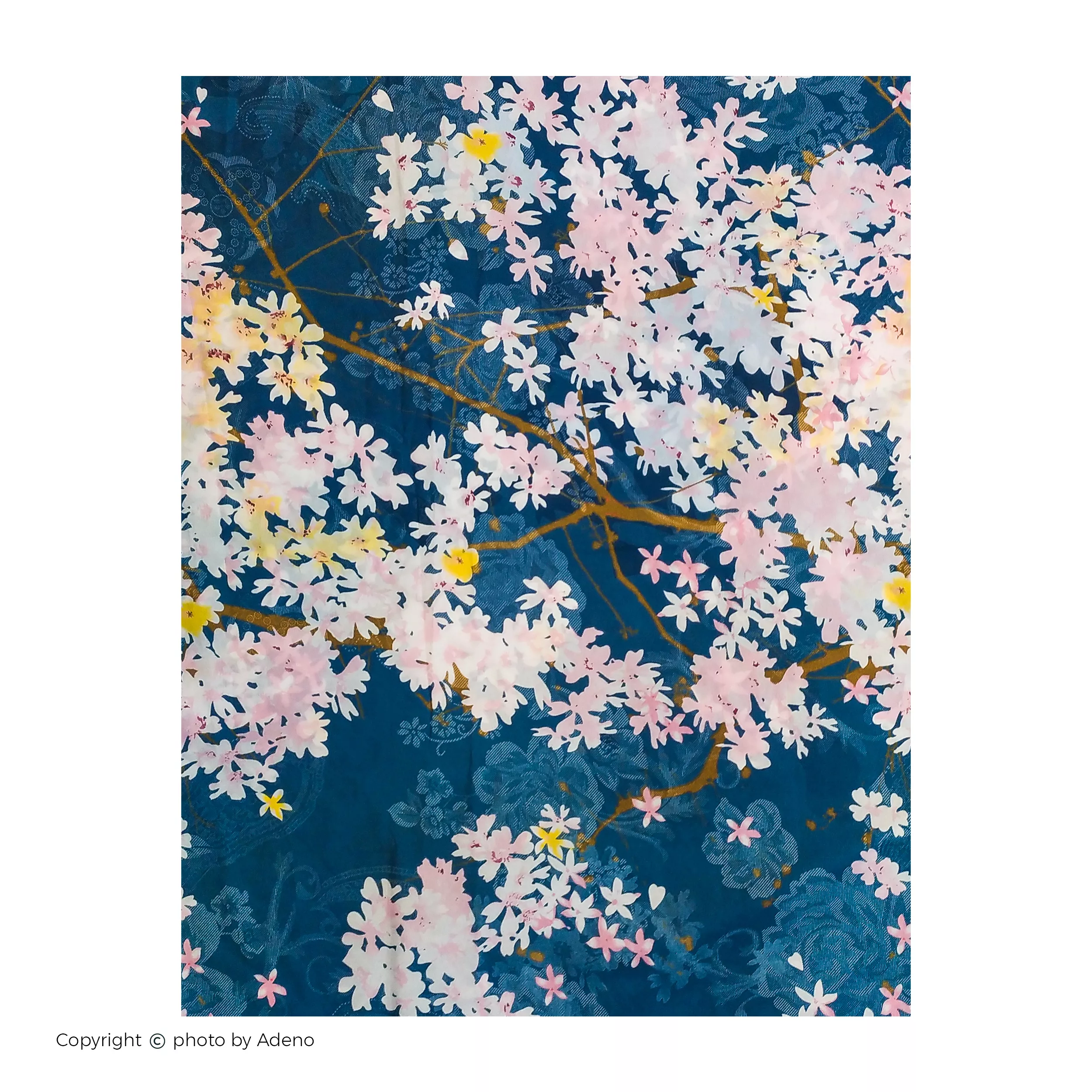 ملحفه آدنو مدل شکوفه کد CH60 دونفره سایز 180x200 سانتی متر