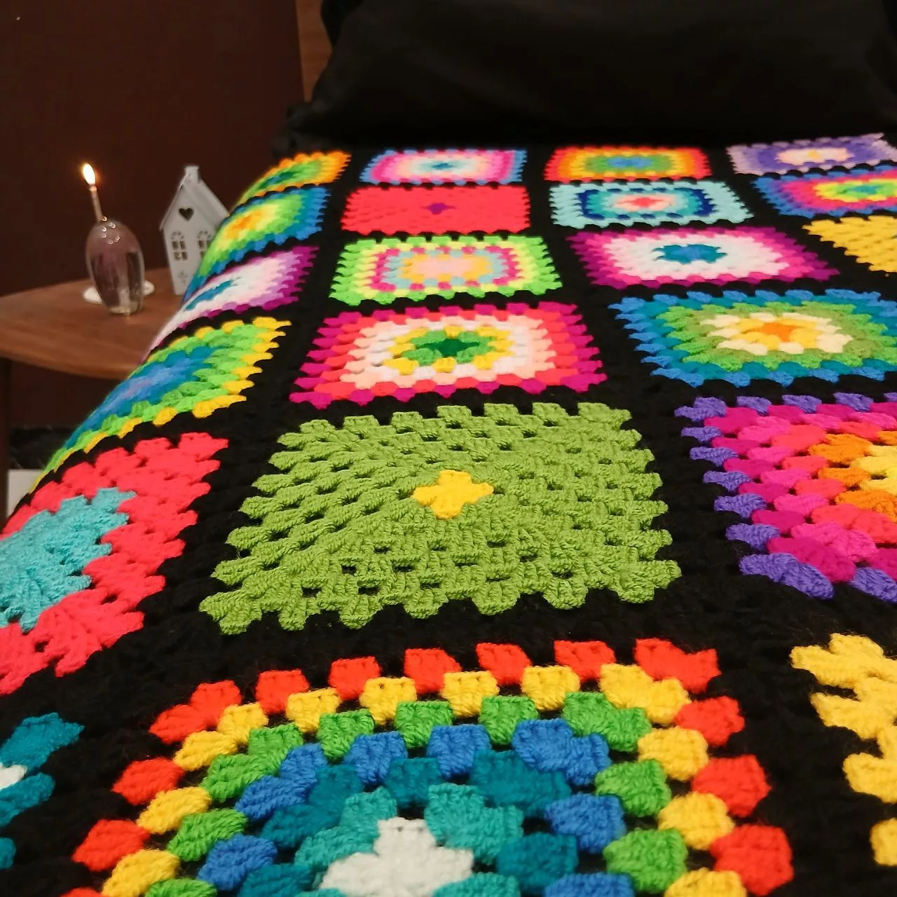 روتختی دو نفره مدل تاج سایز 200x200 سانتیمتر