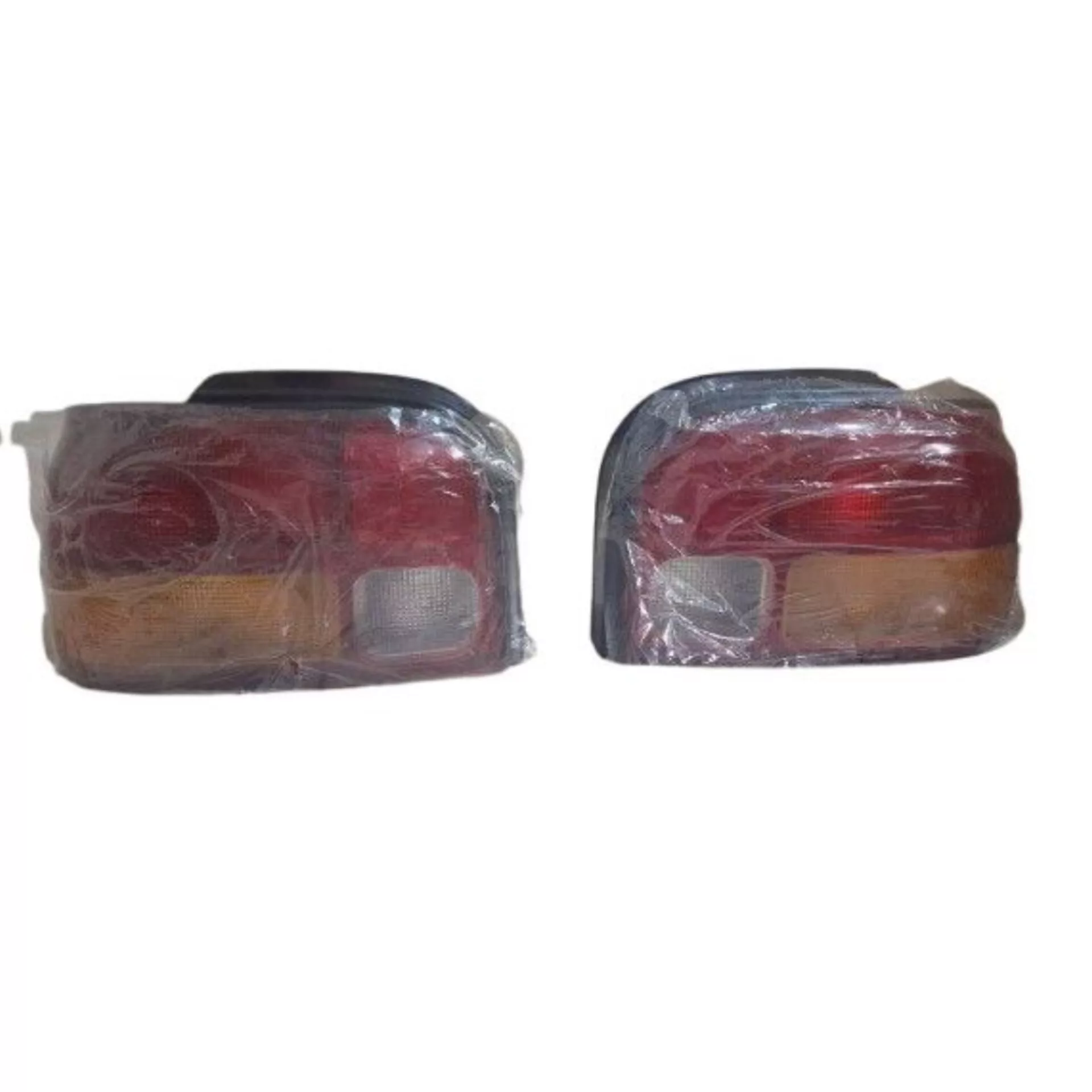 چراغ خطر عقب راست و چپ شرکت گسترش چراغ دانش مدل GTX مناسب برای پراید صبا