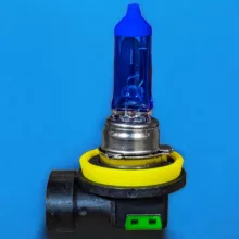 لامپ مه شکن چراغ جلو تک حالته بست یدک مدل یخی پایه H11 مناسب برای برلیانس V5 بسته ۲ عددی