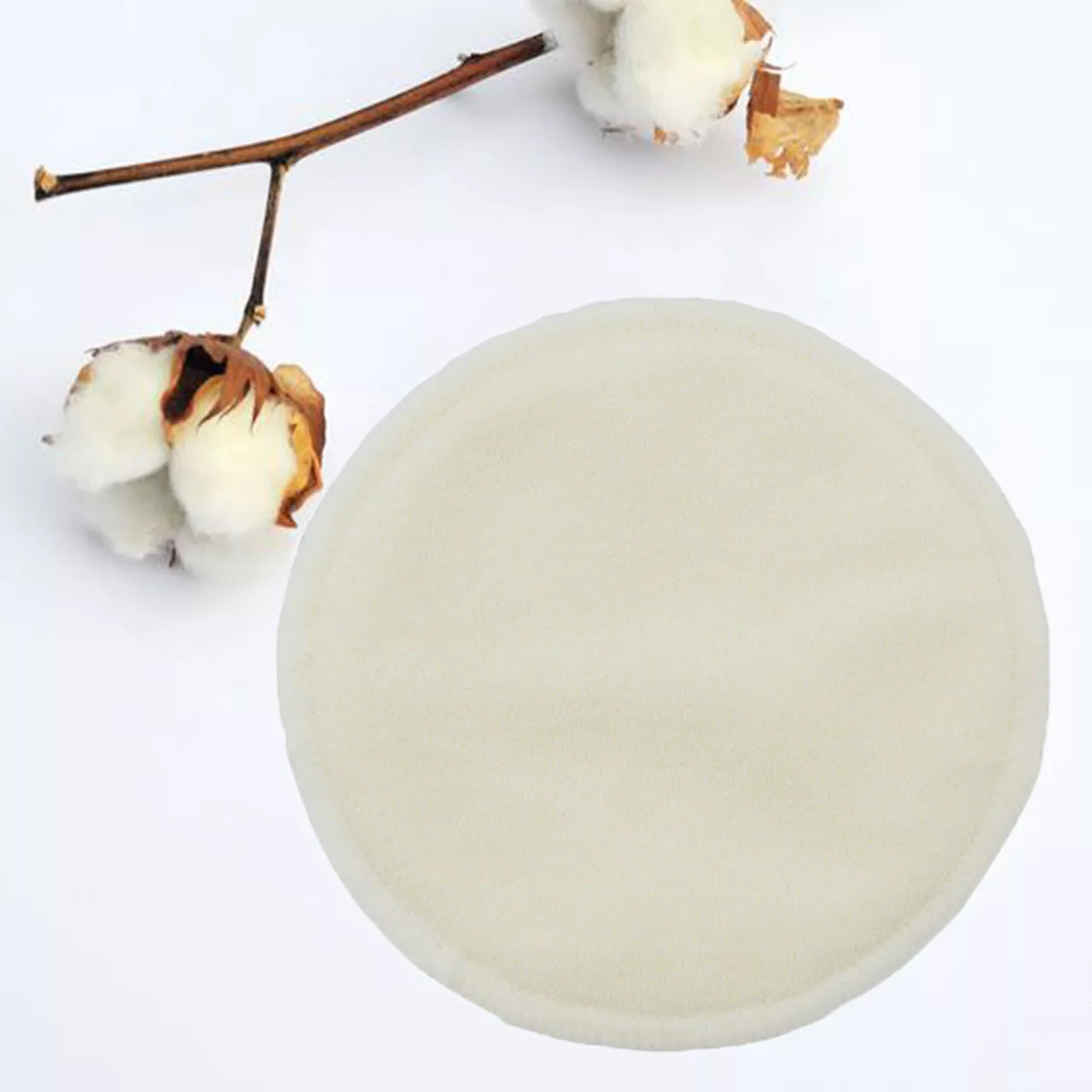 پد سینه هیاهو مدل Ultra Over Night بسته 4 عددی