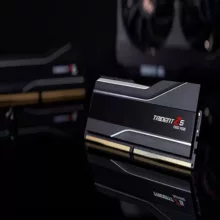 رم دسکتاپ DDR5 دوکاناله 6400 مگاهرتز CL32 جی اسکیل مدل TRIDENT Z5 RGB ظرفیت 64 گیگابایت