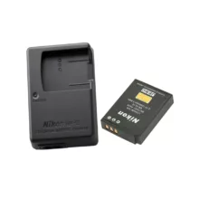 شارژر باتری دوربین مدل MH-65 به همراه باتری