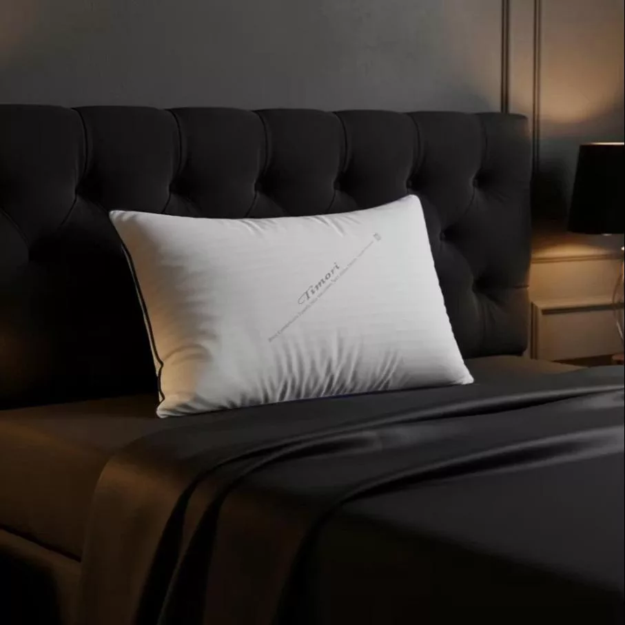 بالش تیموتی مدل Hilton hotel سایز 50*70 سانتی متر