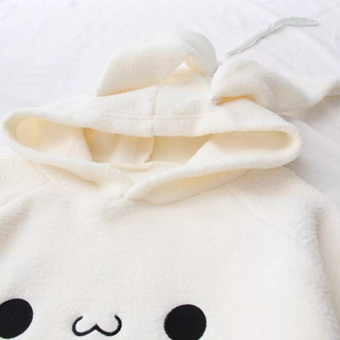 هودی زنانه مدل گوش دار به همراه کیف