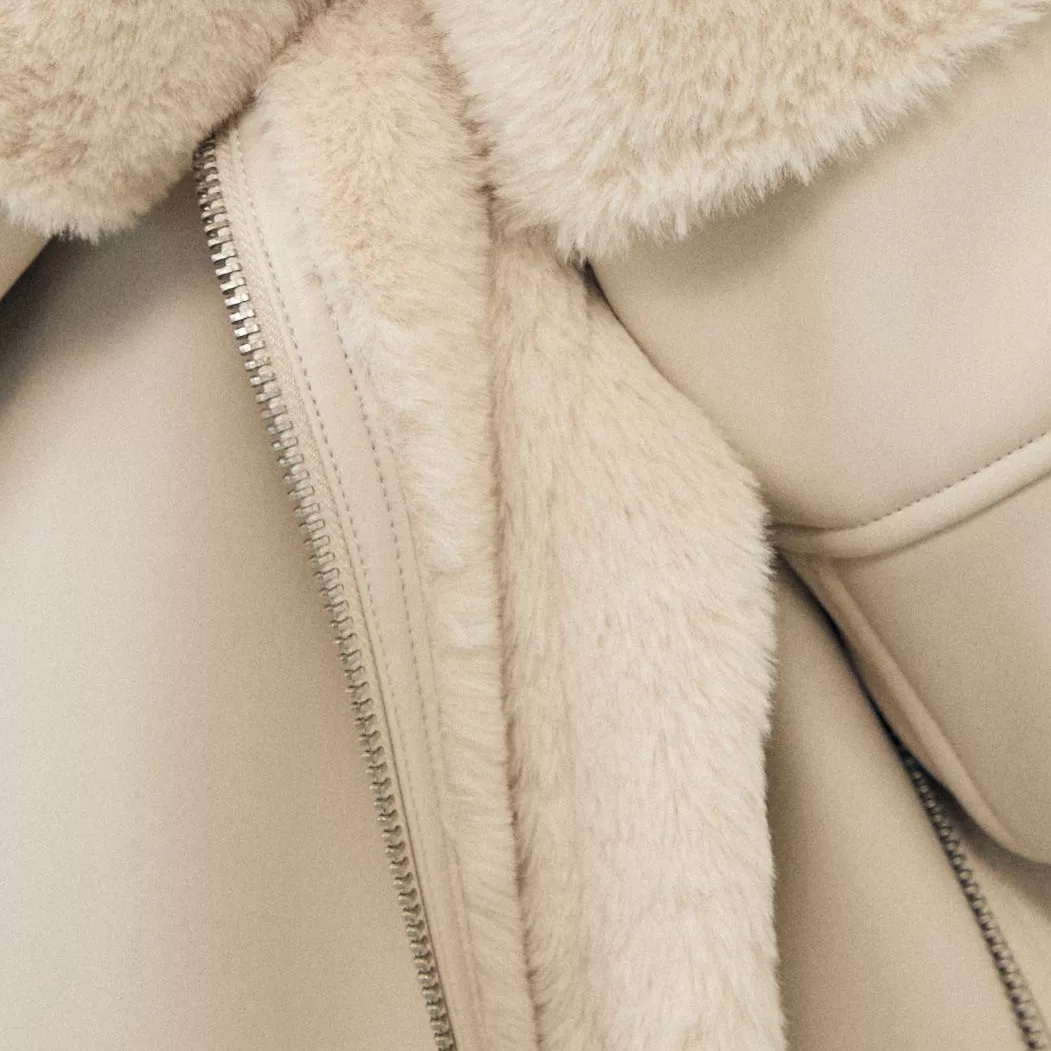 کت چرم زنانه استرادیواریوس مدل FAUX BIKER FUR LINING 2025