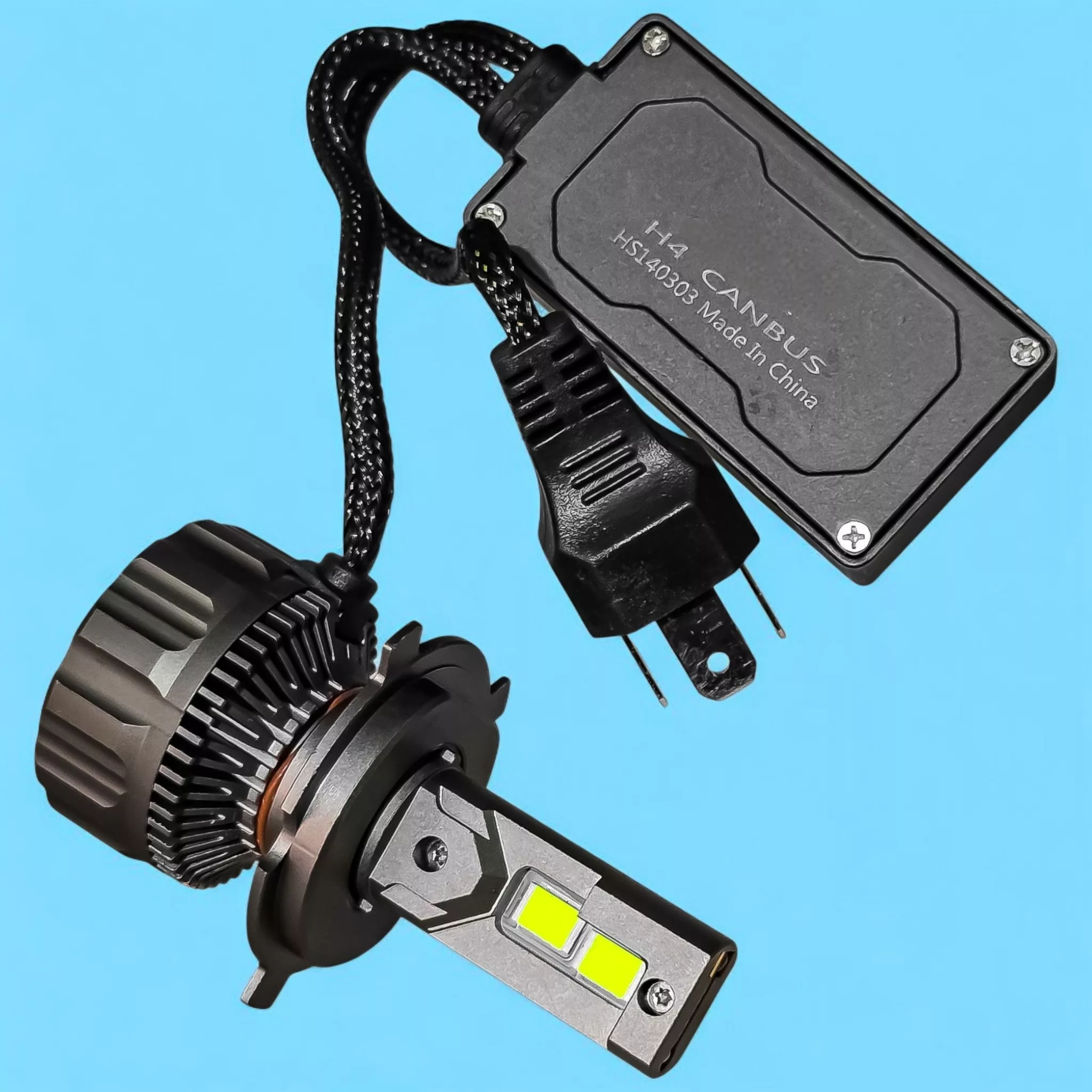 لامپ نور پایین و نور بالا چراغ جلو تک حالته بست یدک مدل یخی کد X11 با پایه H4 مناسب برای پیکان بسته ۲ عددی