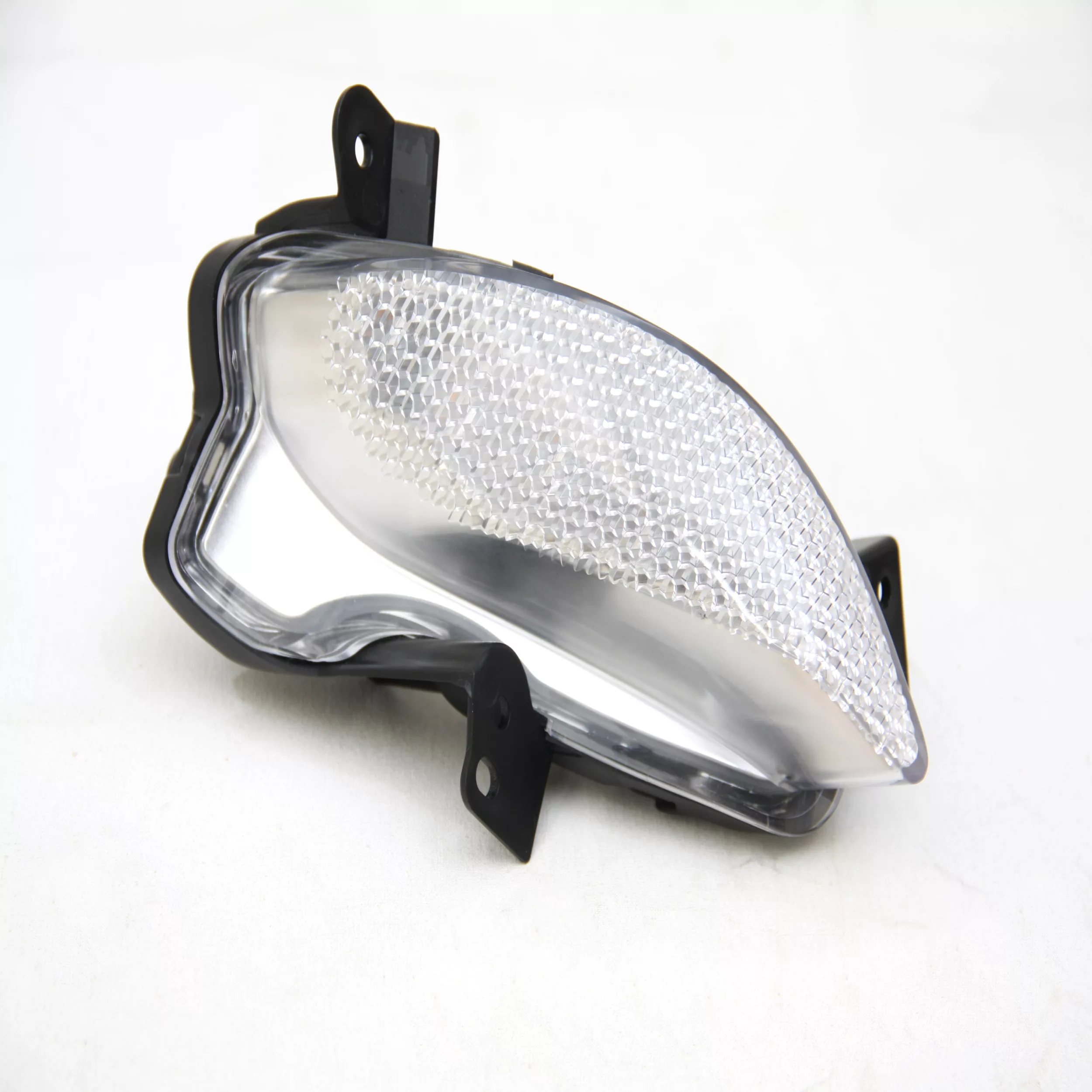 چراغ دیلایت جلو ام پی مدل mp-007 مناسب برای کوییک و ساینا اس بسته 2 عددی